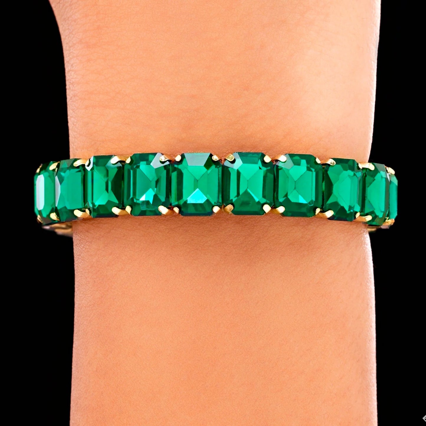 AUROZI Anti-Tarnish Crystals Bracelet (Adjustable Size)
