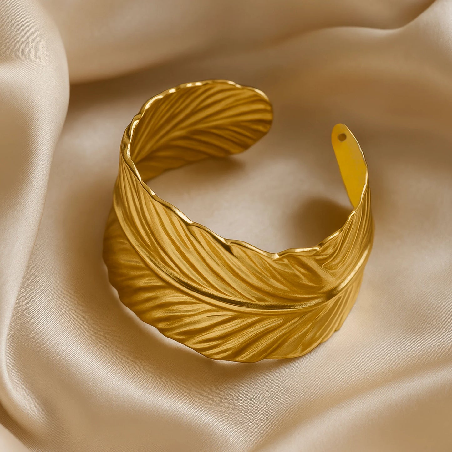 AUROZI Anti-Tarnish Golden Leaf Bangle Bracelet (Adjustable Size)