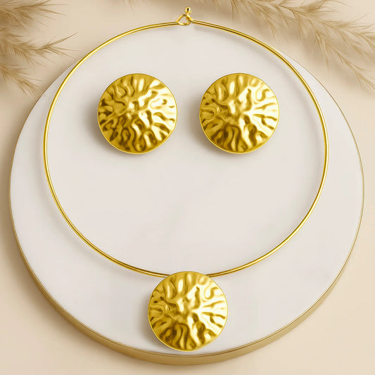 AUROZI Anti-Tarnish Hammered Golden Coin Super Saver Pack Of GOLD Plated WAVY Necklace Set With Earrings, Bracelet & Rings